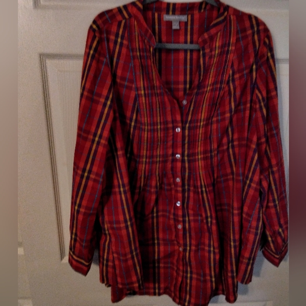 Red Plaid Button-Front Tunic Top